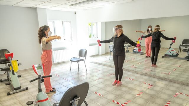 El centro de rehabilitación post-covid 19 ya asistió a más de 60 vecinos