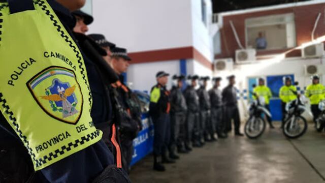 La Policía Caminera lleva adelante operativos en las rutas provinciales.