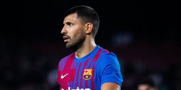 "El Kun" Agüero será sometido a un procedimiento en los próximos tres meses por la arritma detectada en el último partido que disputó frente al Alavés. Foto La Voz/@FCBarcelona_es
