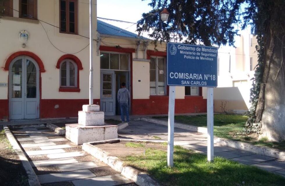 Le robaron $400.000 a una mujer en San Carlos