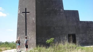 El monumento de Córdoba que es más alto que el Obelisco.