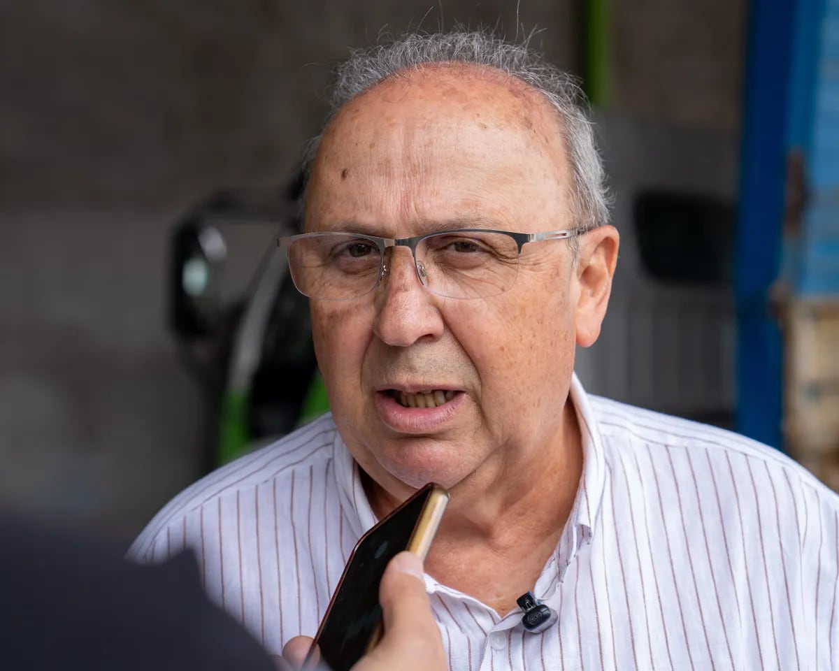 El presidente de la empresa Agua Potable de Jujuy S.E., Juan Carlos García, explicó la importancia estratégica que tiene la adquisición del nuevo equipo para anticipar respuestas a problemas derivados de la temporada de sequía.