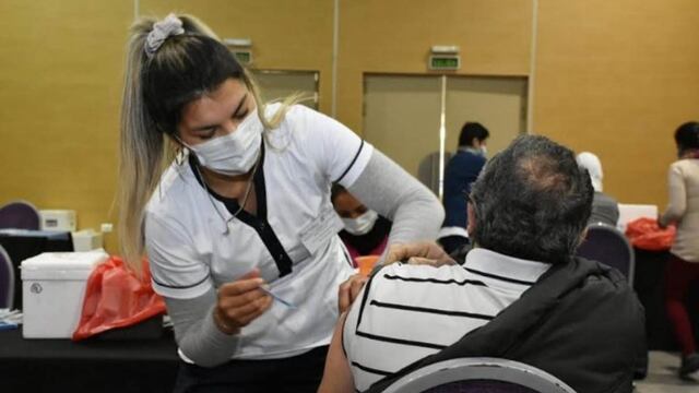 Se vacunará sin turno a mayores de 18 años que no tengan ninguna dosis.