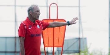 Miguel Ángel Russo, ténico de San Lorenzo, se quedó sin su jugador estrella para recibir a Talleres (Prensa San Lorenzo).