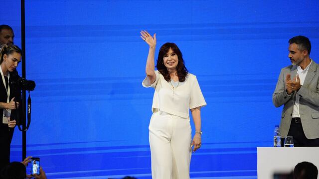 La vicepresidenta Cristina Kirchner en su último acto en La Plata (Foto Clarín)