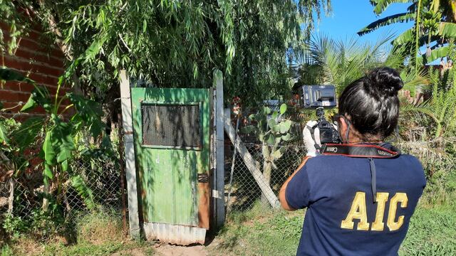 La Agencia de Investigación Criminal (AIC) fue a inspeccionar la zona cerca del cruce de Luis González y Maciel luego del homicidio. (@jufarusf)