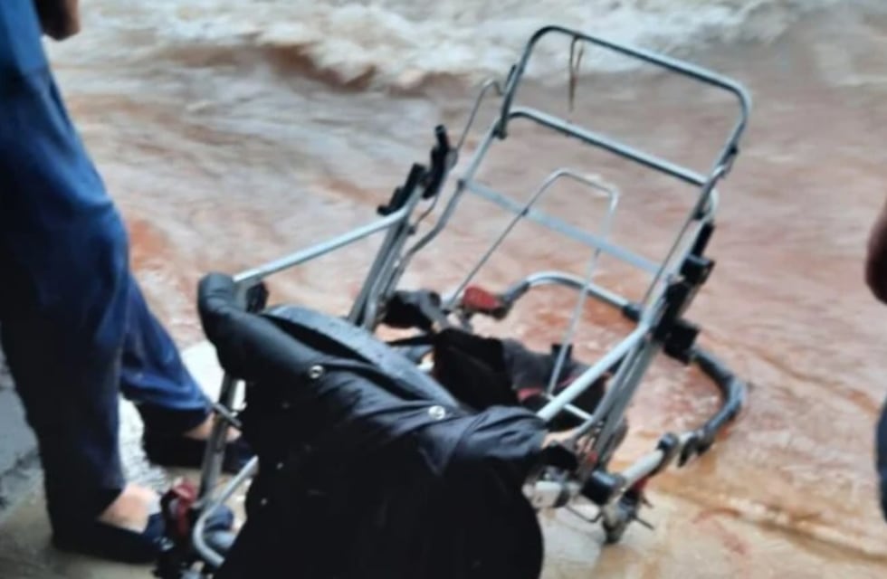 Susto en Oberá: dos mujeres y una bebé fueron arrastradas por una corriente de agua