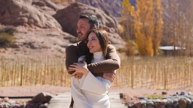 Rodeados de amor y con la Cordillera de fondo, se comprometieron Cristina Pérez y Luis Petri