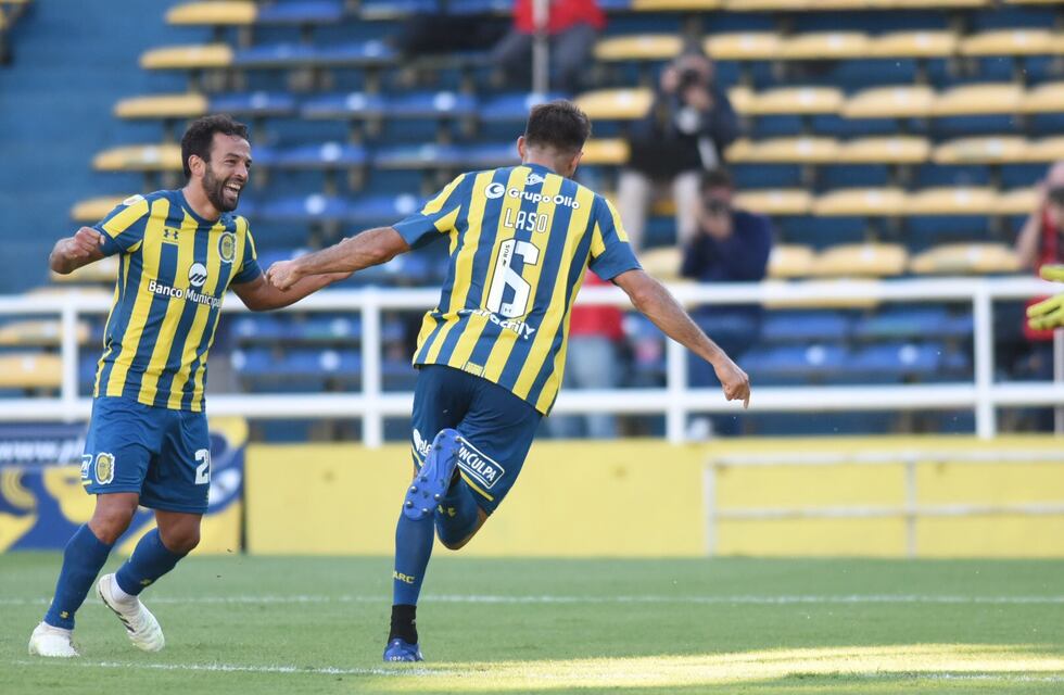 El Kily González analiza volver a la línea de cuatro en el fondo