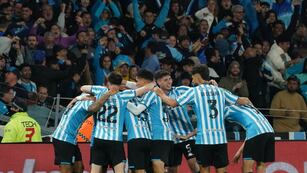 ¿Qué competiciones internacionales se clasificó Racing tras ganar la Copa Sudamericana 2024?.