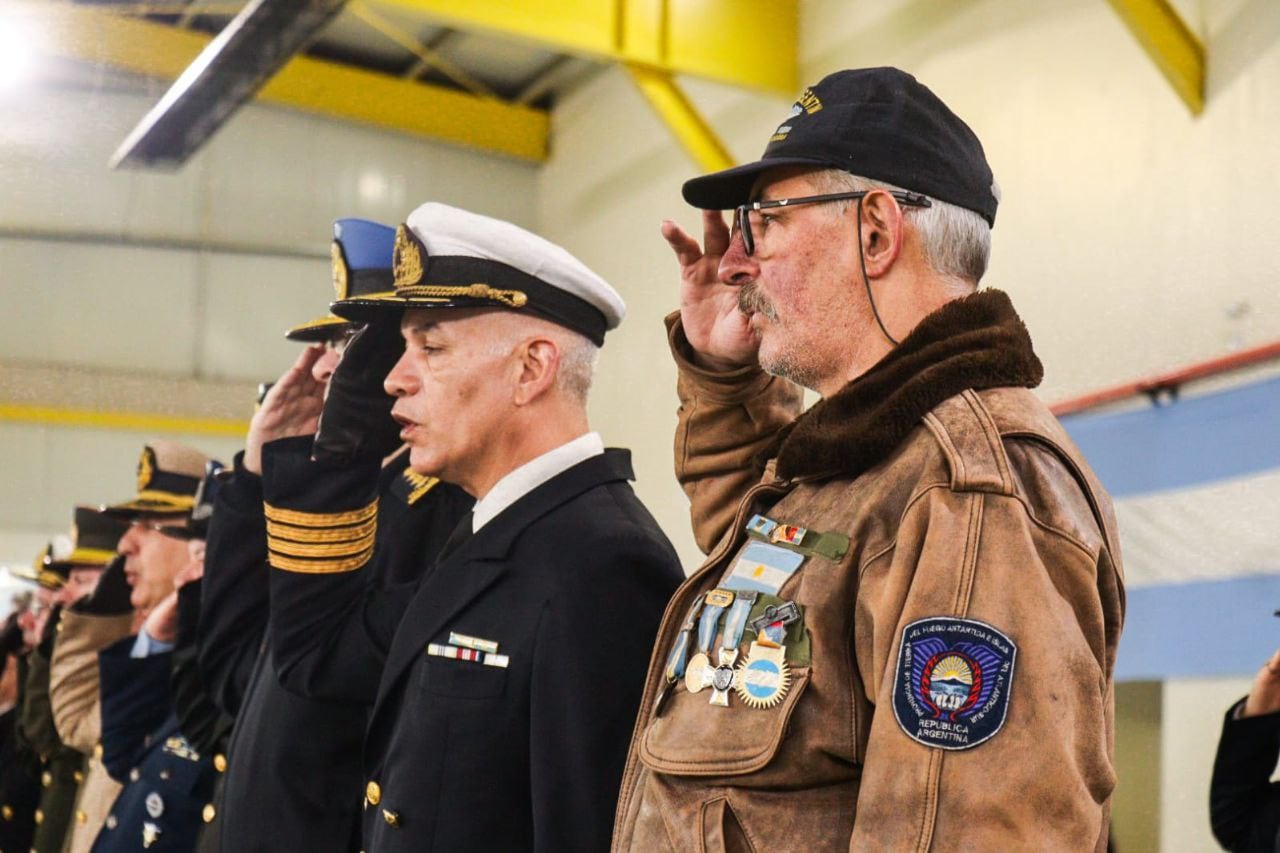 Becerra destacó la “profunda vocación de servicio a la Nación de la Policía Federal"