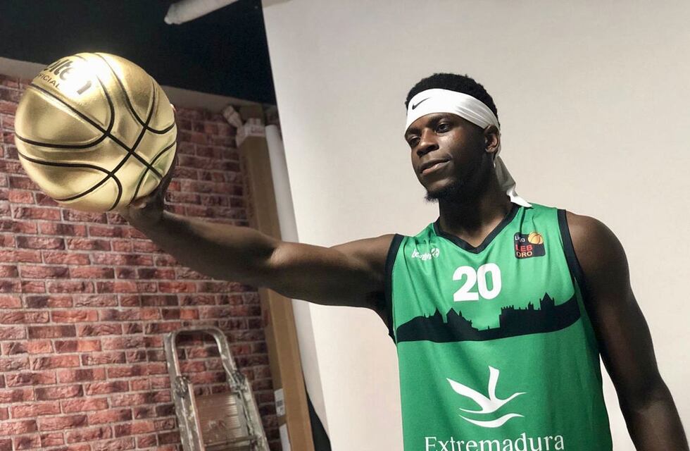 Atenas con plantel casi completo: llegó un interno como refuerzo