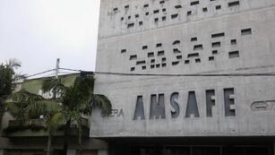 AMSAFE pide también que se cumpla el acuerdo paritario.