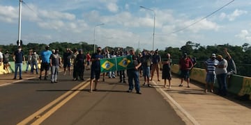 Se levantó la protesta en el Puente Tancredo Neves