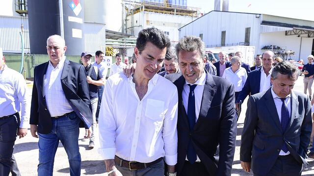 Balotaje 2023: Juan Manuel Urtubey con Sergio Massa en Río Cuarto. (Prensa Sergio Massa)