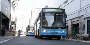 La Municipalidad reabrió la circulación de los coches durante la remodelación del tramo céntrico de calle San Luis.