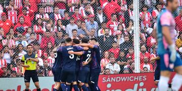 Talleres le volvió a ganar a Instituto en Primera después de más de 30 años (Javier Ferreyra / La Voz).