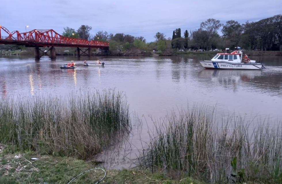 Prefectura encontró el cuerpo de un joven en aguas del río Gualeguaychú
