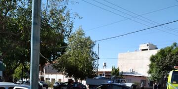 Llamó al 911 para pedir una ambulancia y le dieron una desopilante respuesta.