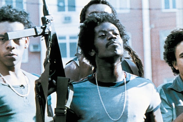 Dónde ver y de qué trata Ciudad de Dios, la película brasileña que adelantó la violencia narco en Río de Janeiro