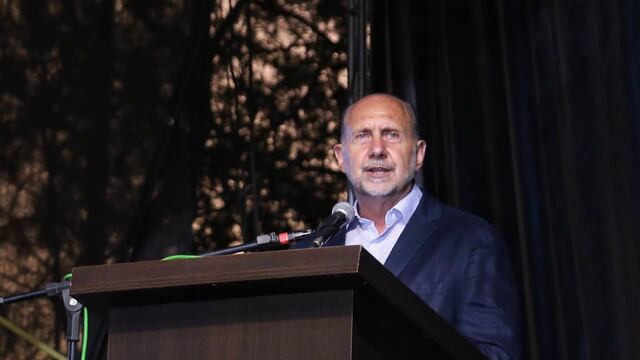 El rafaelino visitó Pujato y participó de la Fiesta Provincial del Transporte Automotor de Cargas.