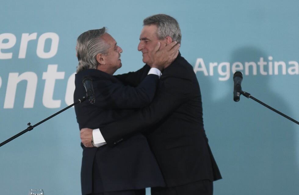 La mirada de Agustín Rossi: “Es raro que el Presidente vaya a las PASO”