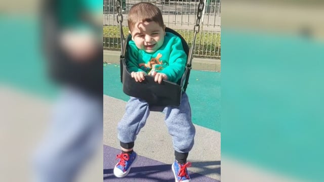 El tierno video de Santi, el pequeño sanjuanino que fue operado del corazón jugó por primera vez en una plaza y está muy feliz