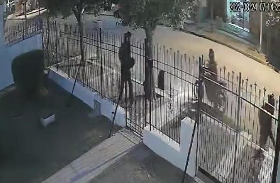 Otro episodio violento en Córdoba: iba a la escuela, le robaron la mochila y le dispararon a quemarropa