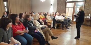 Mujeres con Mayúsculas