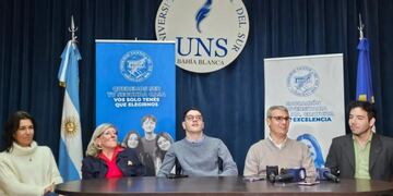 Julián Ferreti accedió a la primera beca de investigación a un alumno con discapacidad de la UNS.