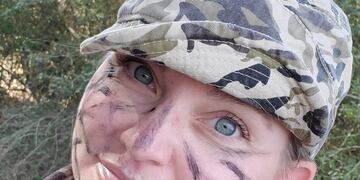 Makoa Kris Johnston caza junto a su familia.