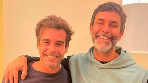 Mariano Martínez junto a Nicolás Cabré.