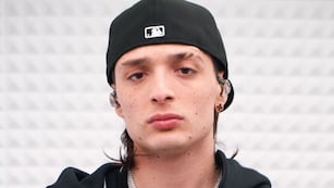 El terrible gesto de Peso Pluma con un fanático que causó repudio en las redes