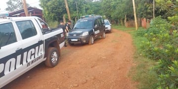 Apóstoles: un joven fue asesinado a puñaladas y la policía busca al presunto homicida.