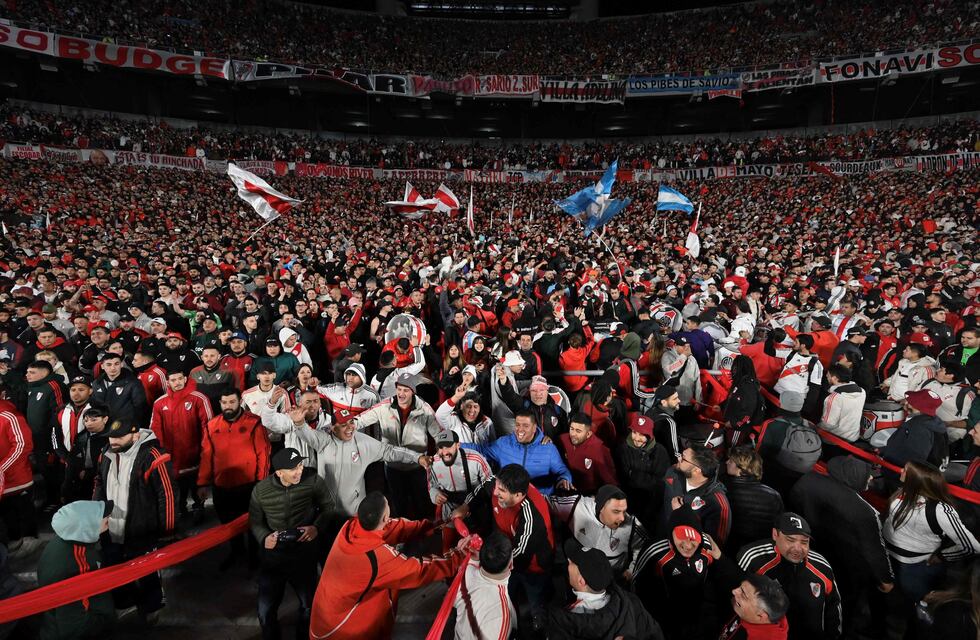 Precio de hoteles para ir a ver a River por octavos de final en Copa Libertadores en Córdoba