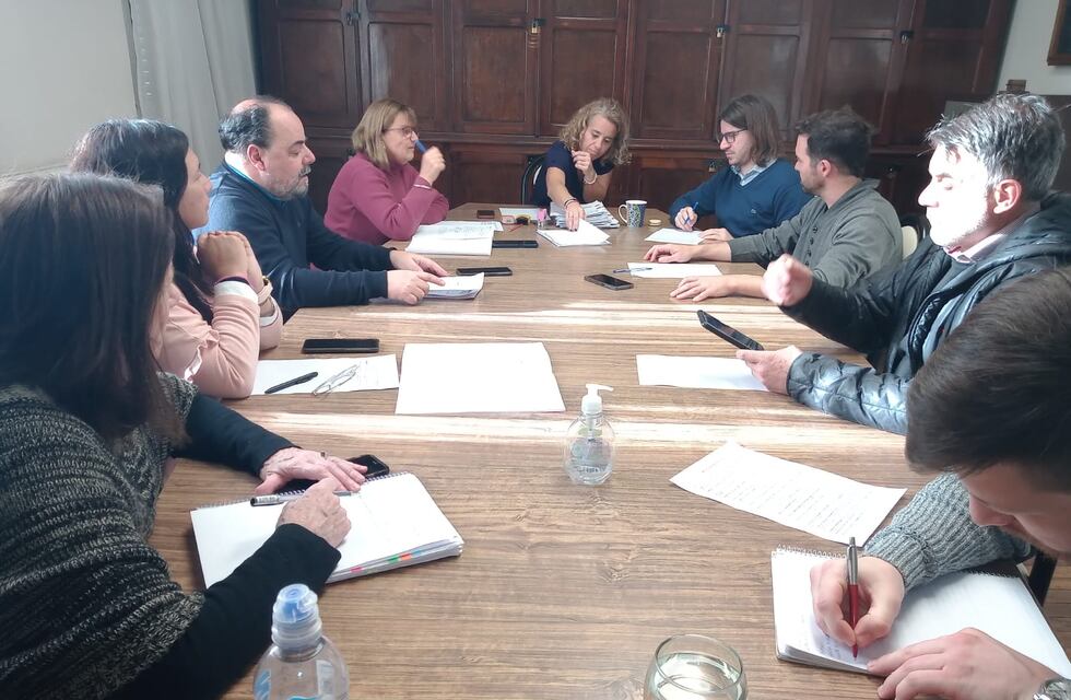 Comisión de Hacienda de Tres Arroyos: trata un pedido para licitar servicios en la exbajada del Náutico