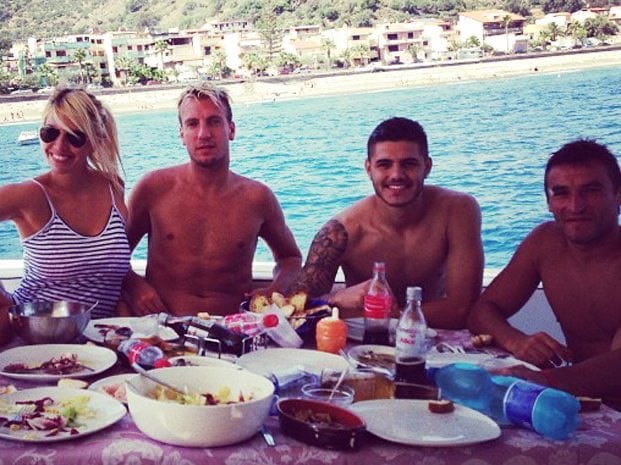Bergessio junto a Maxi López, Mauro Icardi y Wanda Nara (Instagram)