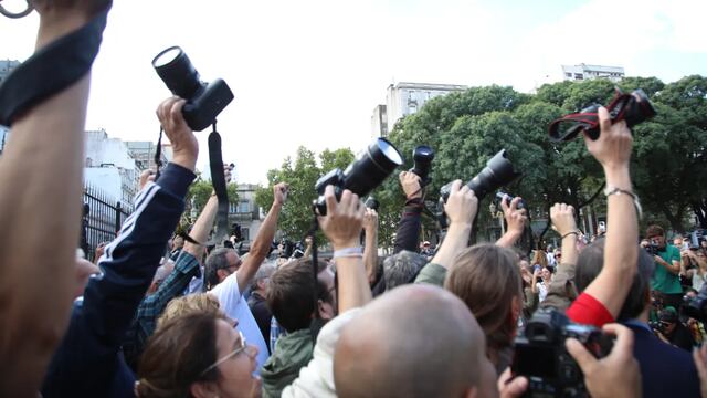 Reporteros gráficos de Rosario se expresarán en solidaridad con el fotógrafo herido de gravedad en el Congreso.