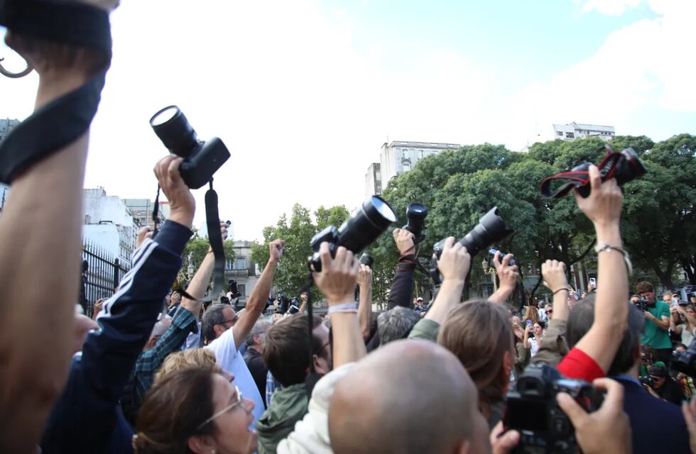 Camarazo en Rosario por Pablo Grillo, el fotógrafo herido en la represión en el Congreso
