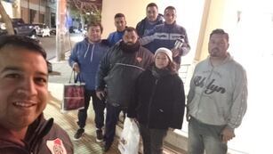 Un grupo de vecinos en San Luis hacen un gran esfuerzo todas las semanas para ayudar.