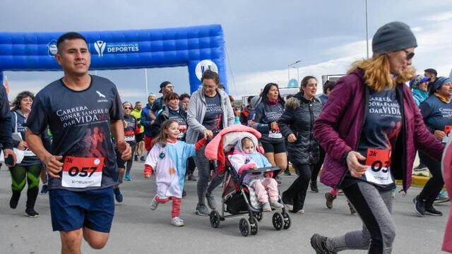 Ushuaia homenajeó a la técnica Elizabeth Ponce a través de la carrera “Donar Sangre es Dar Vida”