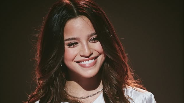 Emilia Mernes impactó con su presentación.