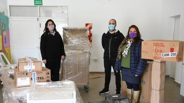 Donación de equipamiento para el CAPS del 2 de Abril