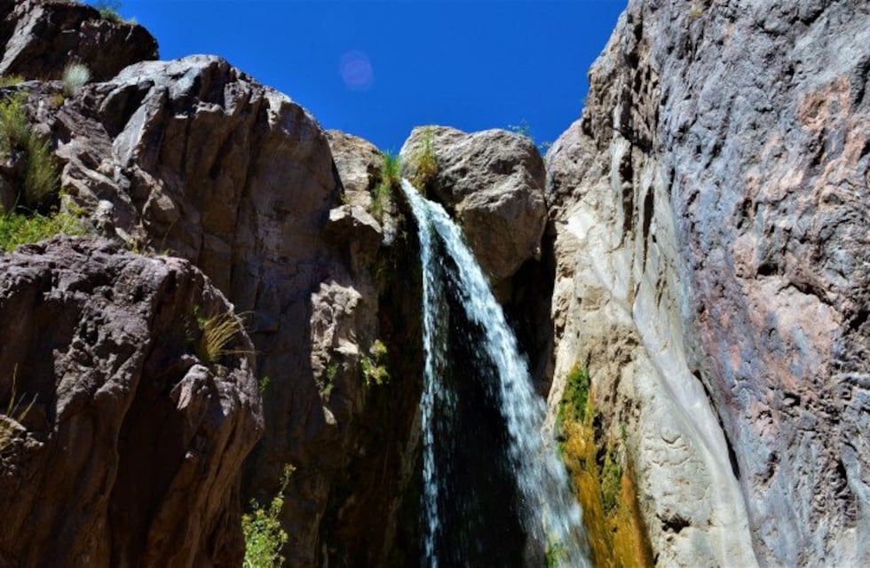 Cuál es la cascada de ensueño que enamoró a Nicolás Cabré en Mendoza