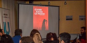 Película “Cuando acecha la maldad”