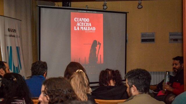 Película “Cuando acecha la maldad”