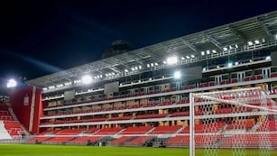 Un ex jugador de Estudiantes de La Plata fue sentenciado a seis años y ocho meses por abusar de una jugadora de hockey.