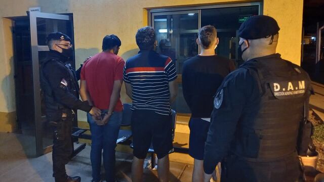 Enfrentamiento entre efectivos policiales derivó en una persecución y posterior detención en Posadas.