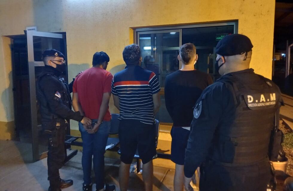 Enfrentamiento entre efectivos policiales derivó en una persecución y posterior detención en Posadas