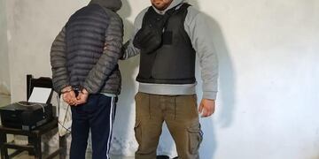 El acusado quedó imputado tras un operativo en su domicilio donde secuestraron celulares.